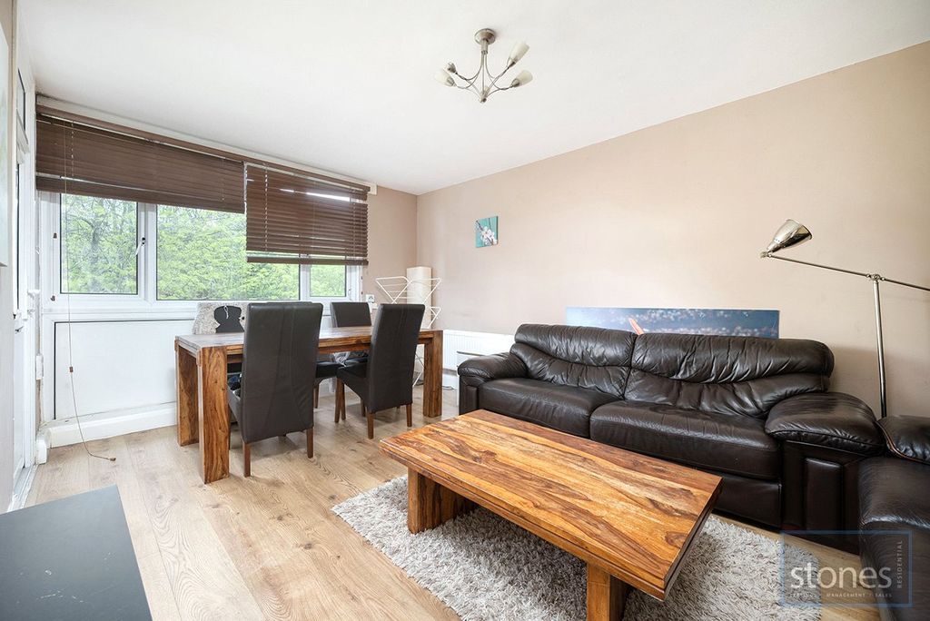 Property photo 1 of 14 Picture No. 04