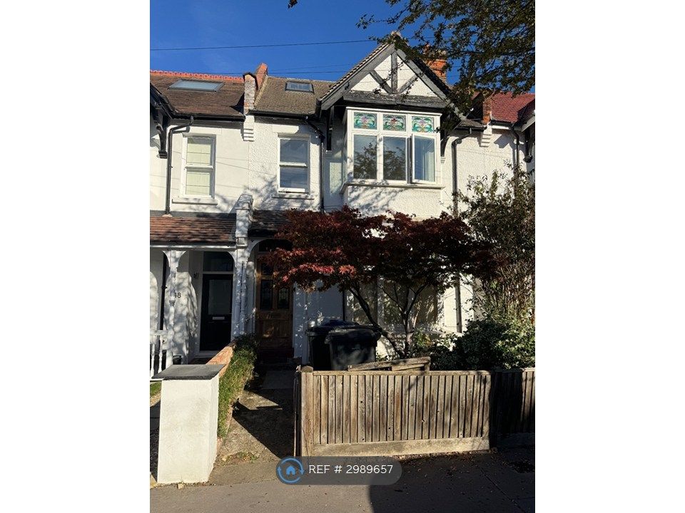 Property photo 2 of 27