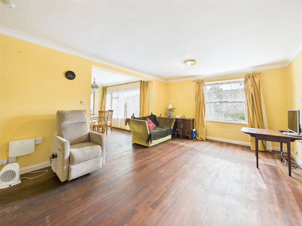 Property photo 2 of 15 Picture No. 07