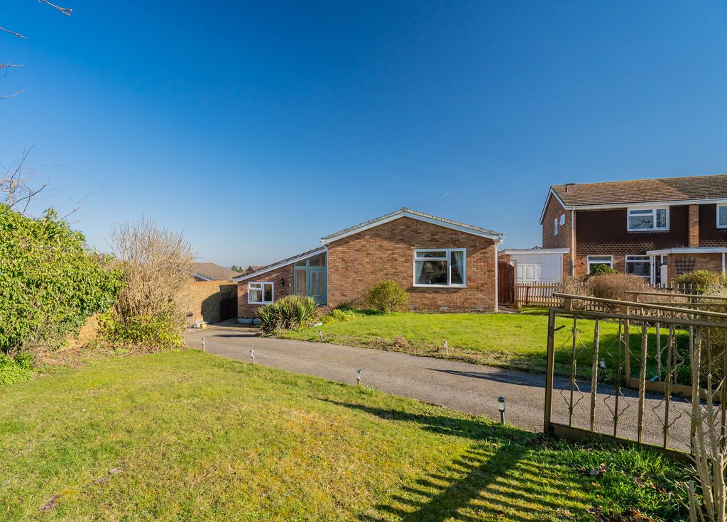Property photo 1 of 19