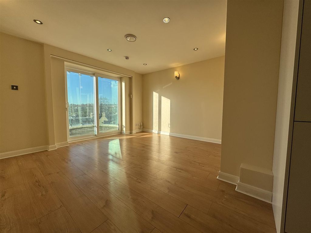 Property photo 3 of 13 Img_3563.Jpeg