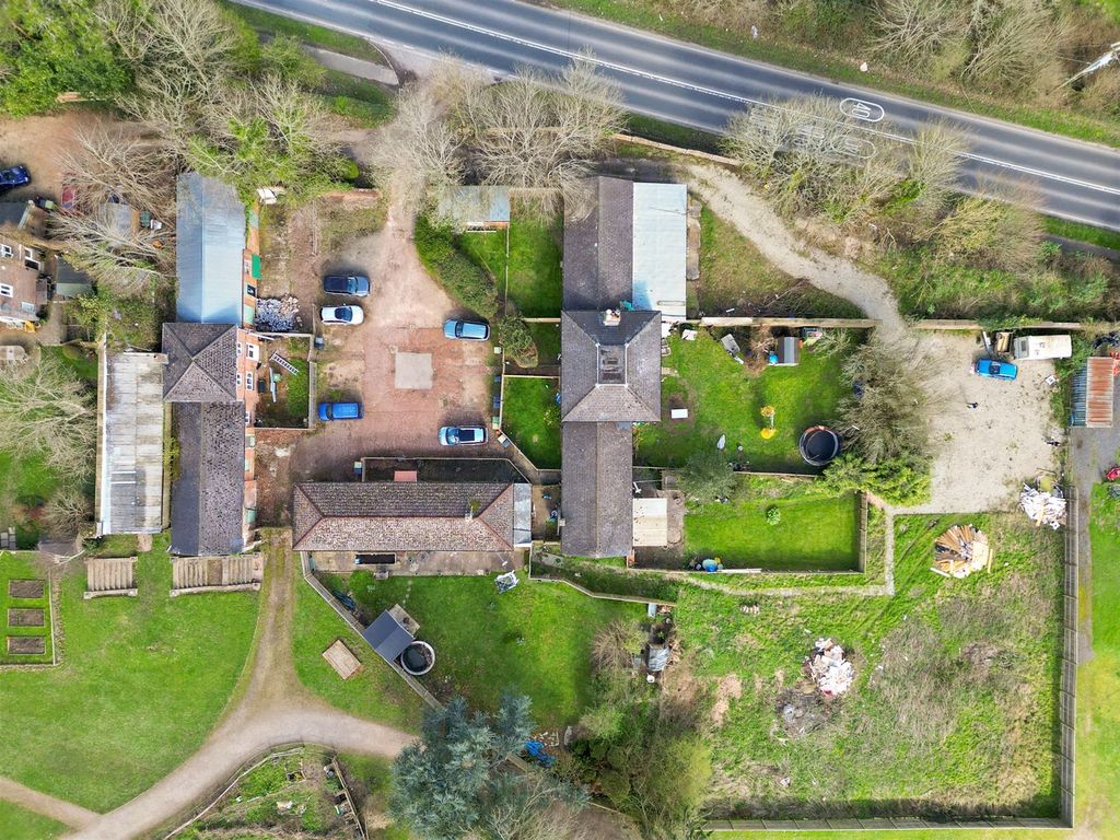 Property photo 2 of 4
