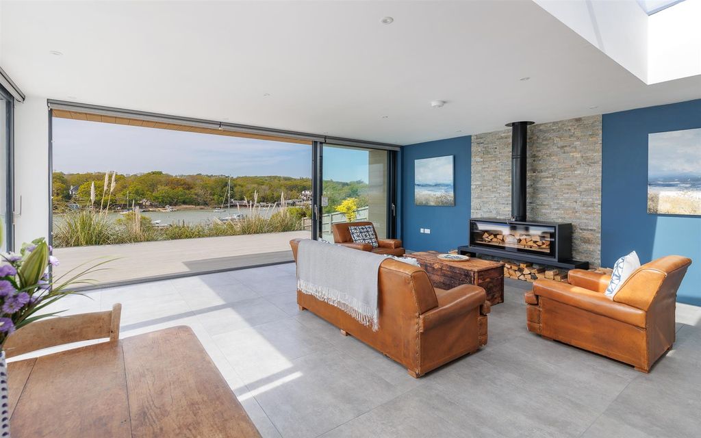 Additional image 4 of 5 bed chalet for saleWootton Bridge, Isle Of Wight PO33