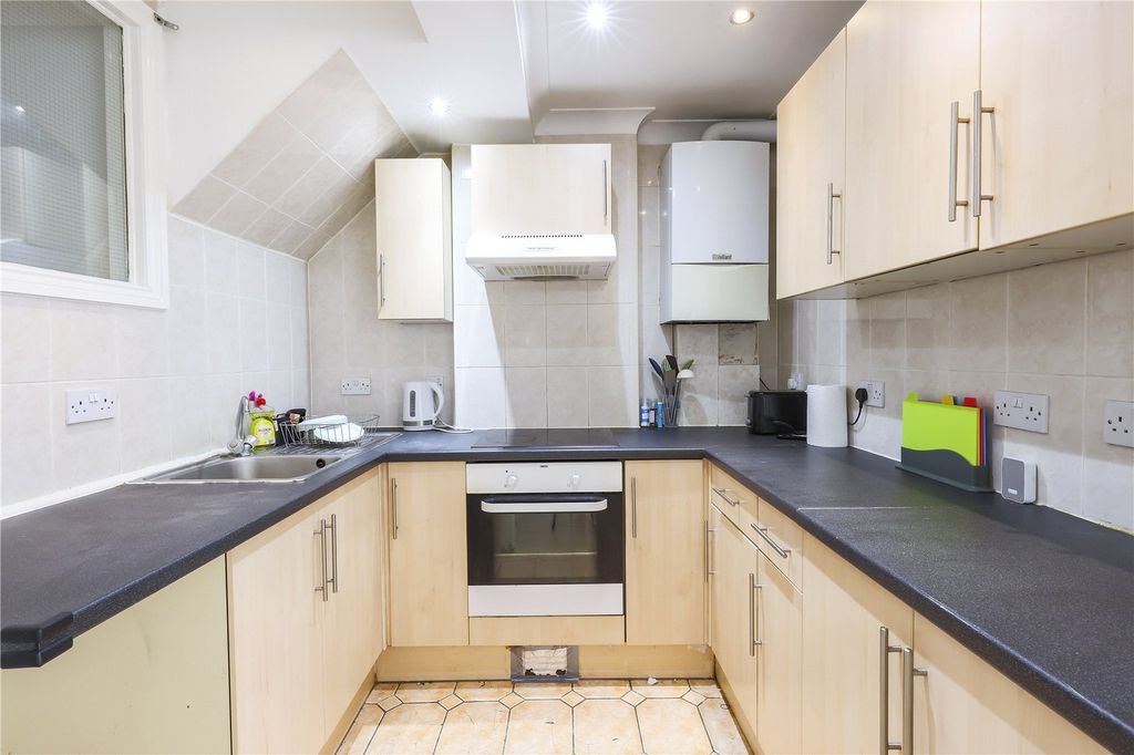 Property photo 2 of 7 Picture No. 06