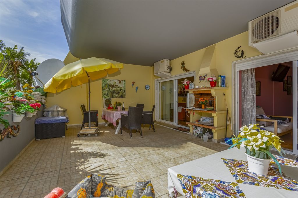 Property photo 1 of 30