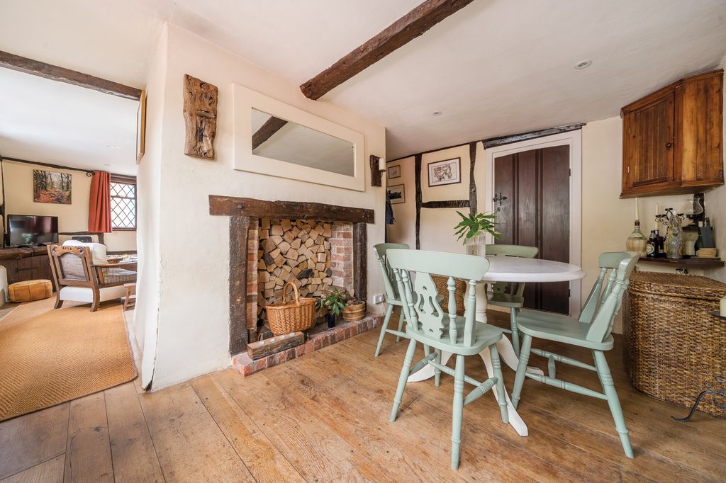 Property photo 3 of 16