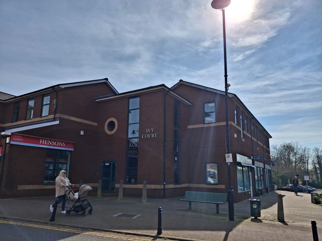 Property photo 2 of 9