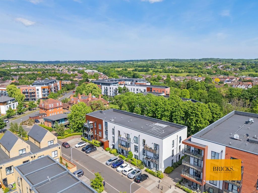 Property photo 1 of 21