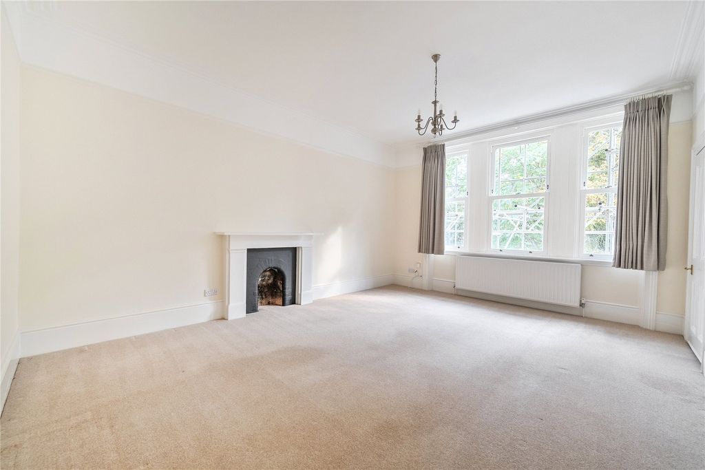 Property photo 2 of 10 Picture No. 09
