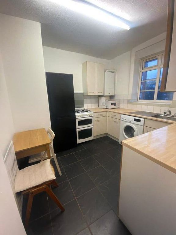 Property photo 3 of 5