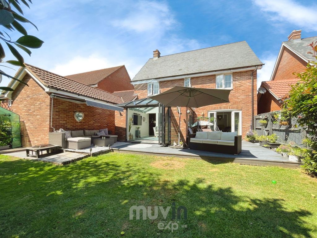 Property photo 1 of 40
