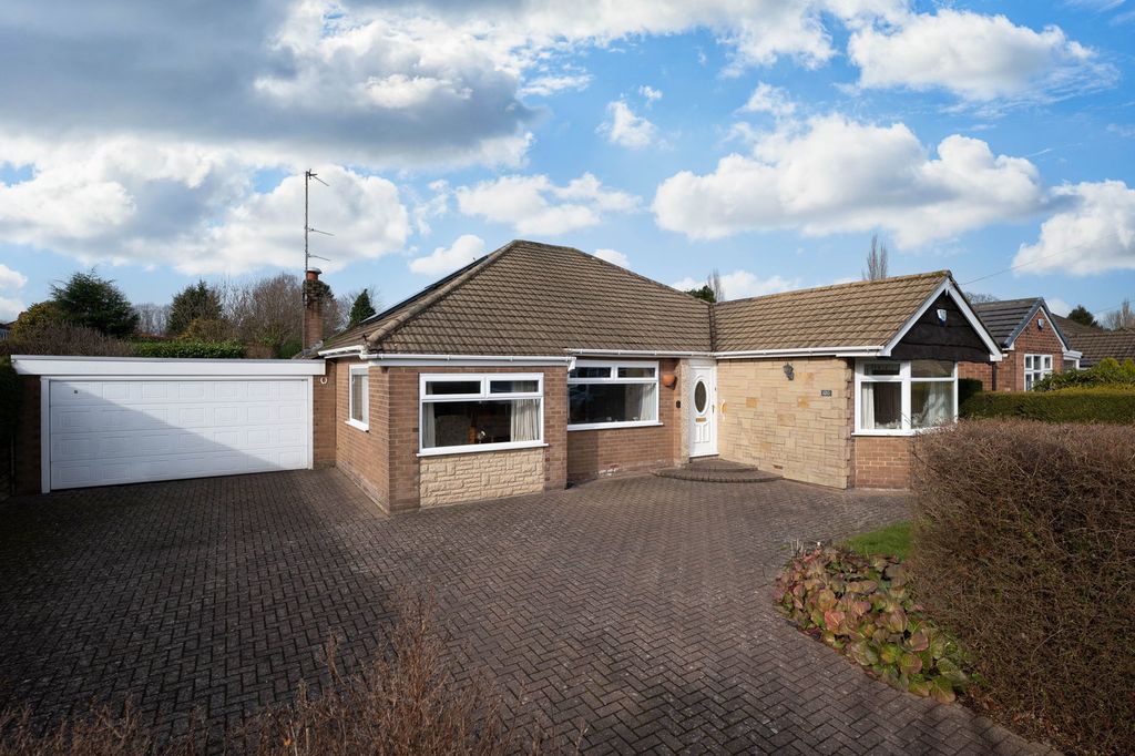 Property photo 1 of 26