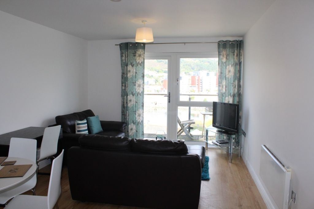 Property photo 3 of 9