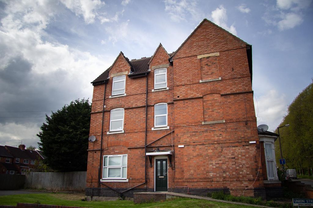Property photo 1 of 6 Millsborough House 180501 001.Jpg