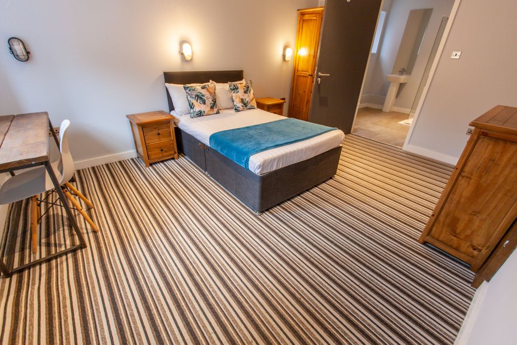 Property photo 1 of 14 Img_9803