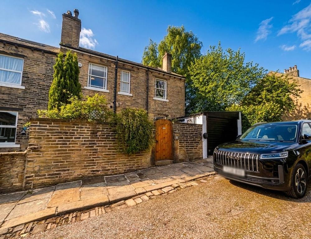 Property photo 2 of 34 Front 3.Png