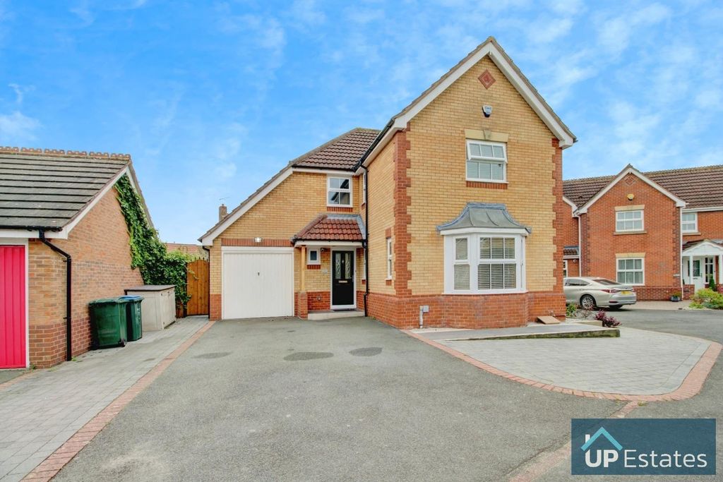 Property photo 1 of 35