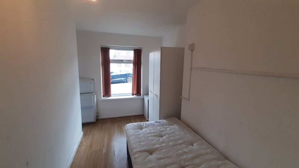 Property photo 3 of 17 Picture No. 03