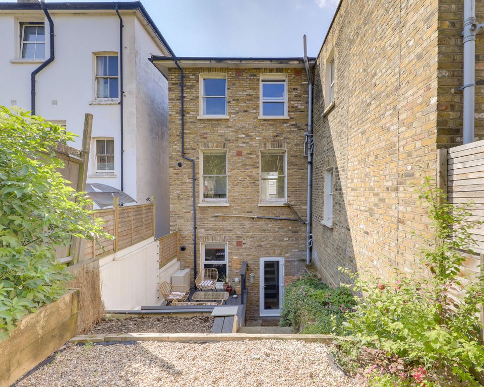 Property photo 3 of 13