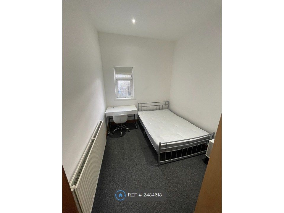 Property photo 1 of 4