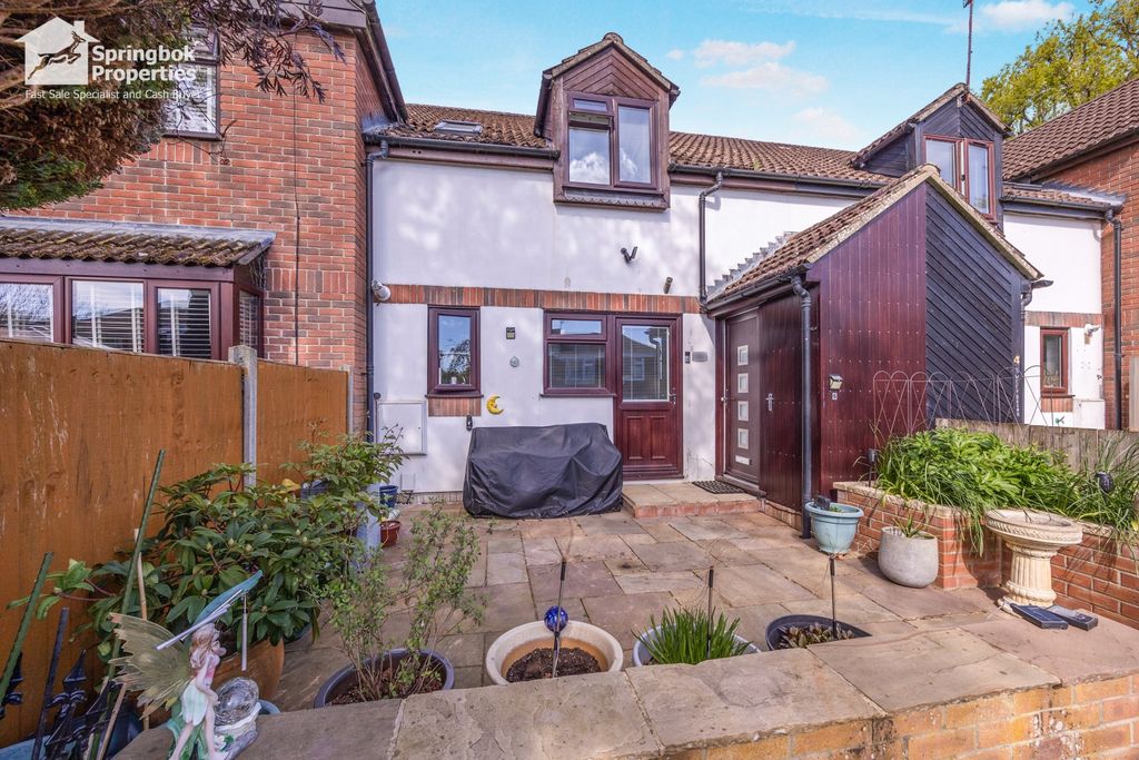 Property photo 1 of 13 Front View