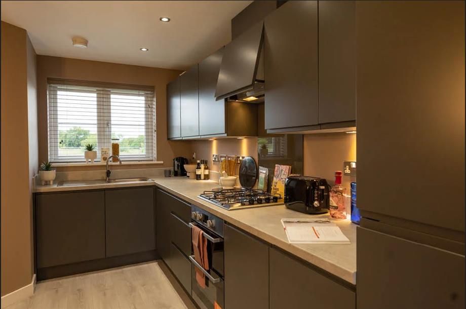 Property photo 3 of 8 Kitchen.Png