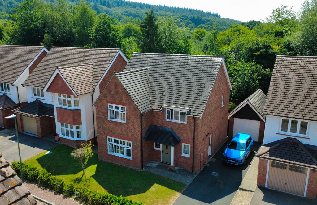 Property photo 1 of 22