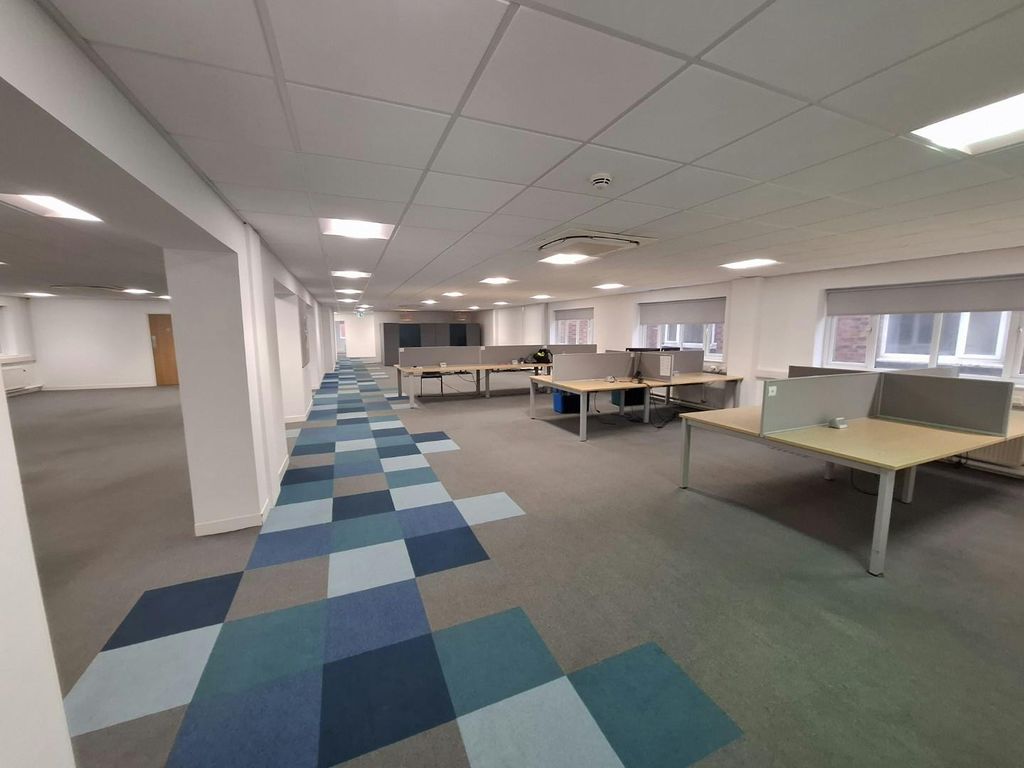 Property photo 3 of 5 2nd Fl Bainbridge House 1.Jpg