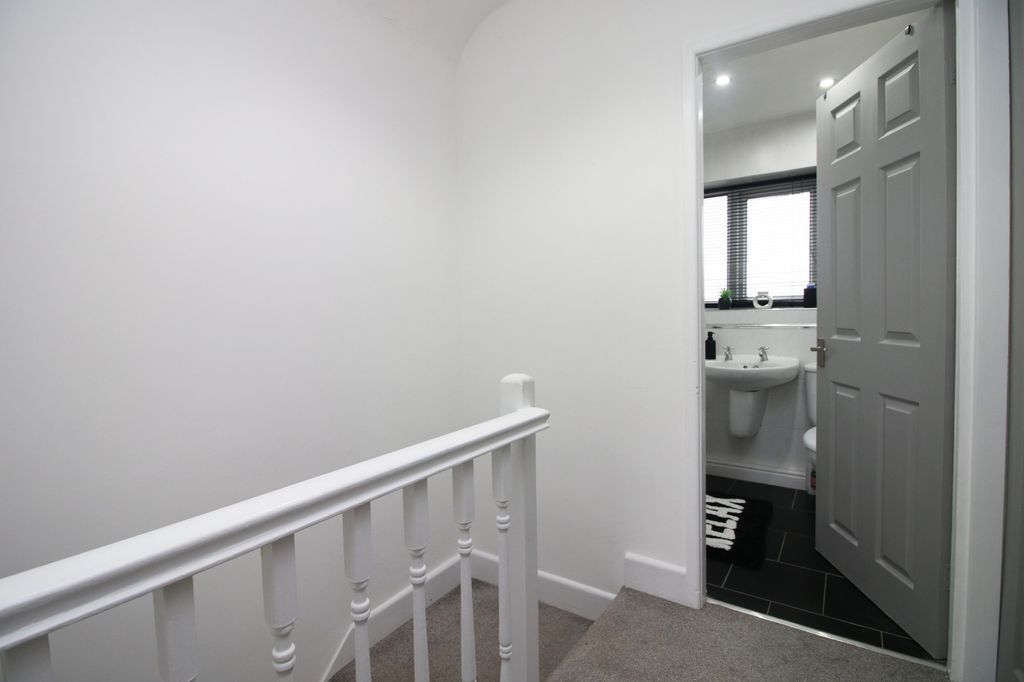 Additional image 8 of 3 bed end terrace house for saleRadcliffe Road, Fleetwood FY7