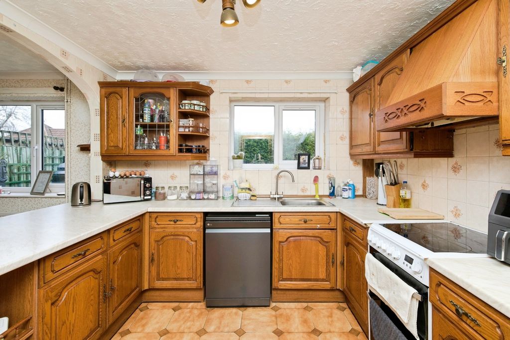Property photo 2 of 13 Pbox-Img.Jpg