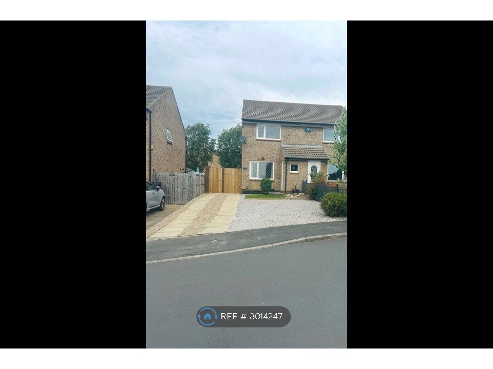 Property photo 2 of 13