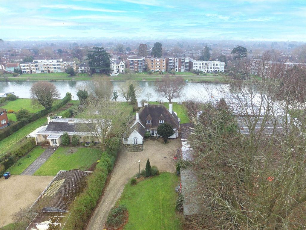 Property photo 3 of 33 Picture No. 71