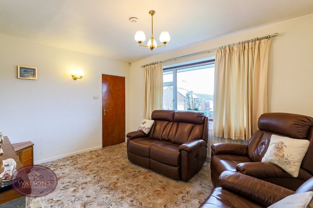 Property photo 3 of 23