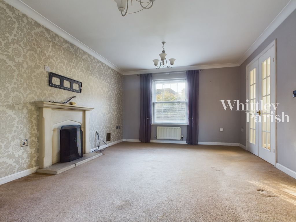 Property photo 3 of 23