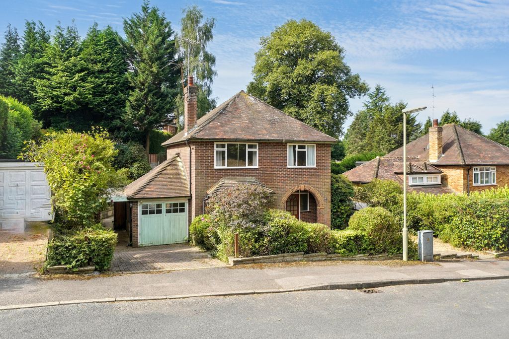 Property photo 1 of 24
