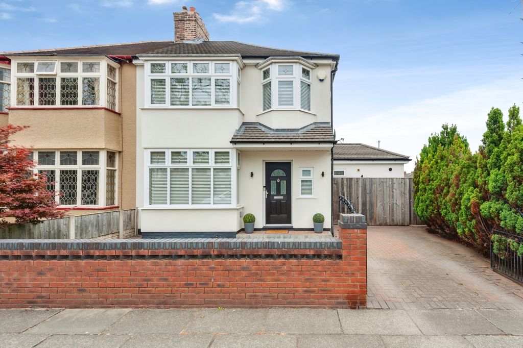 Property photo 1 of 20 Pbox-Img.Jpg