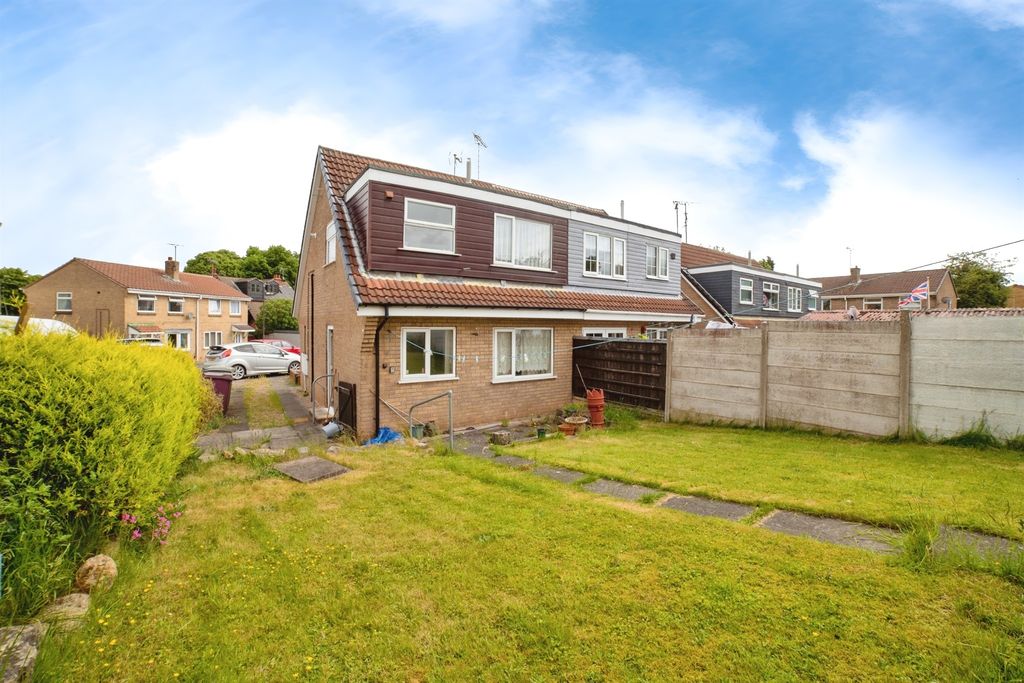 Property photo 3 of 17