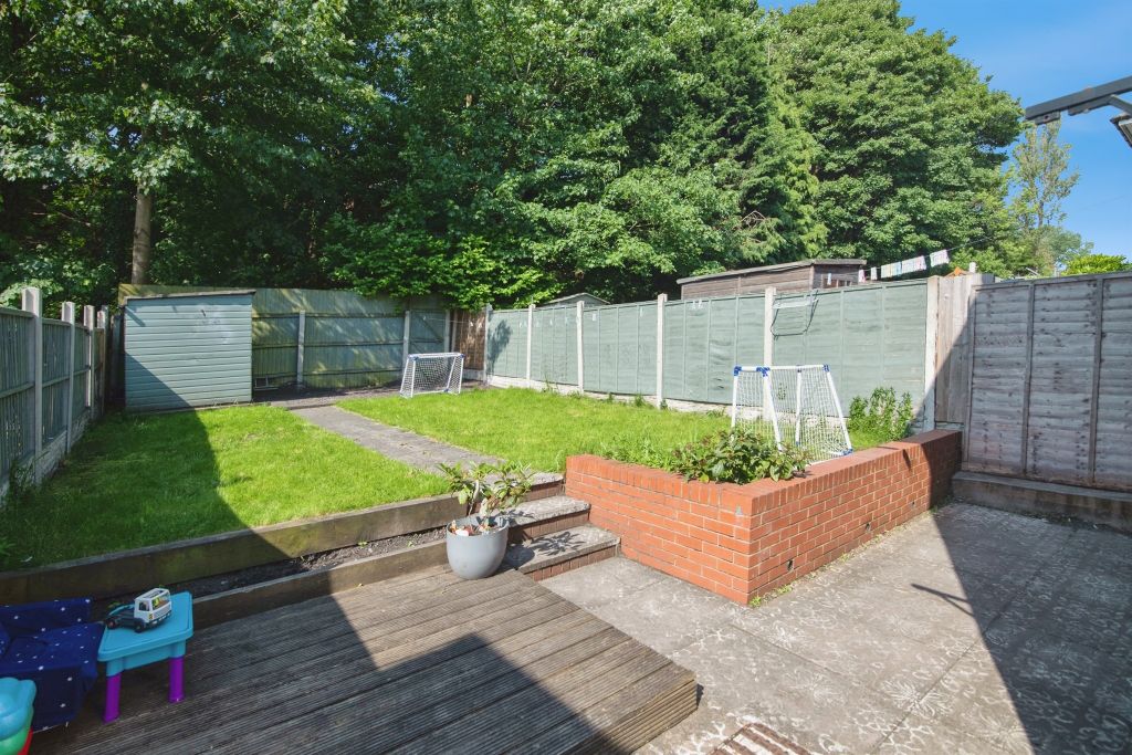 Property photo 2 of 18