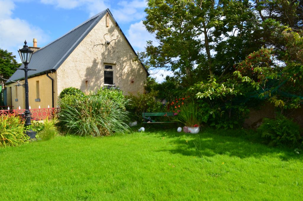 Property photo 2 of 45