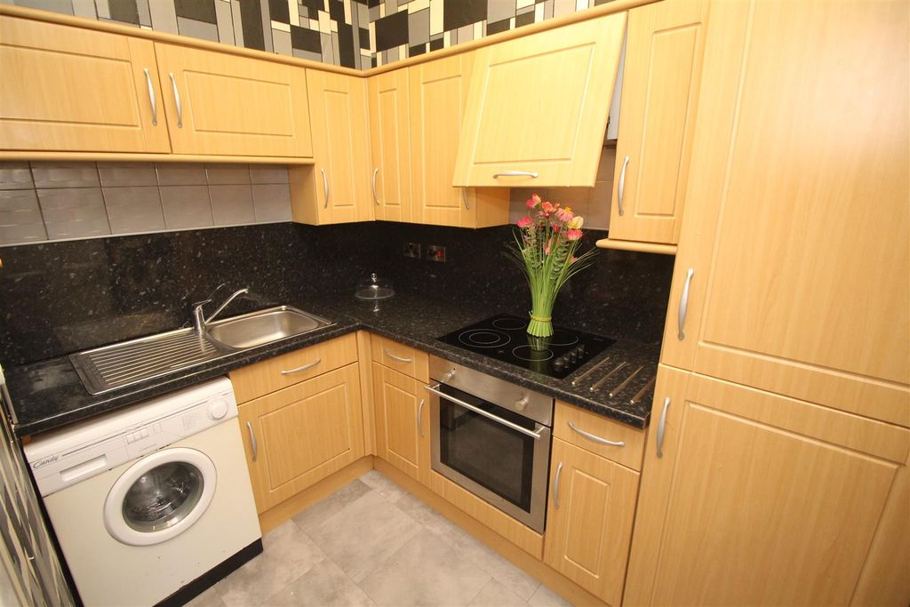 Property photo 3 of 14 Img_0570.Jpg