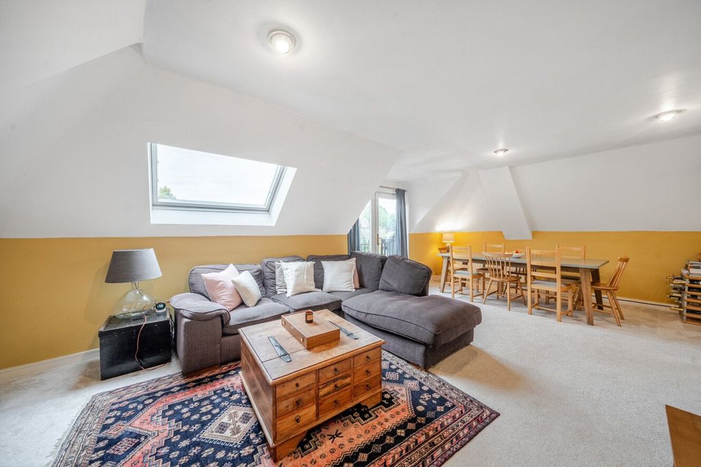 Property photo 1 of 9 Picture No. 07