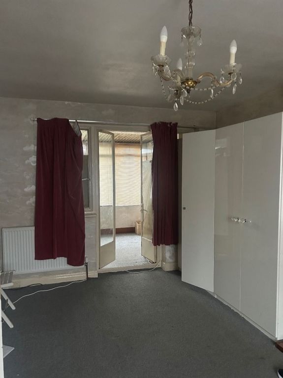 Property photo 3 of 4