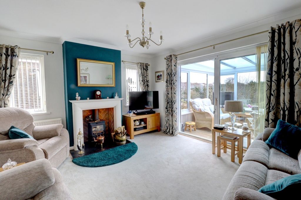 Property photo 2 of 14 Picture No. 02