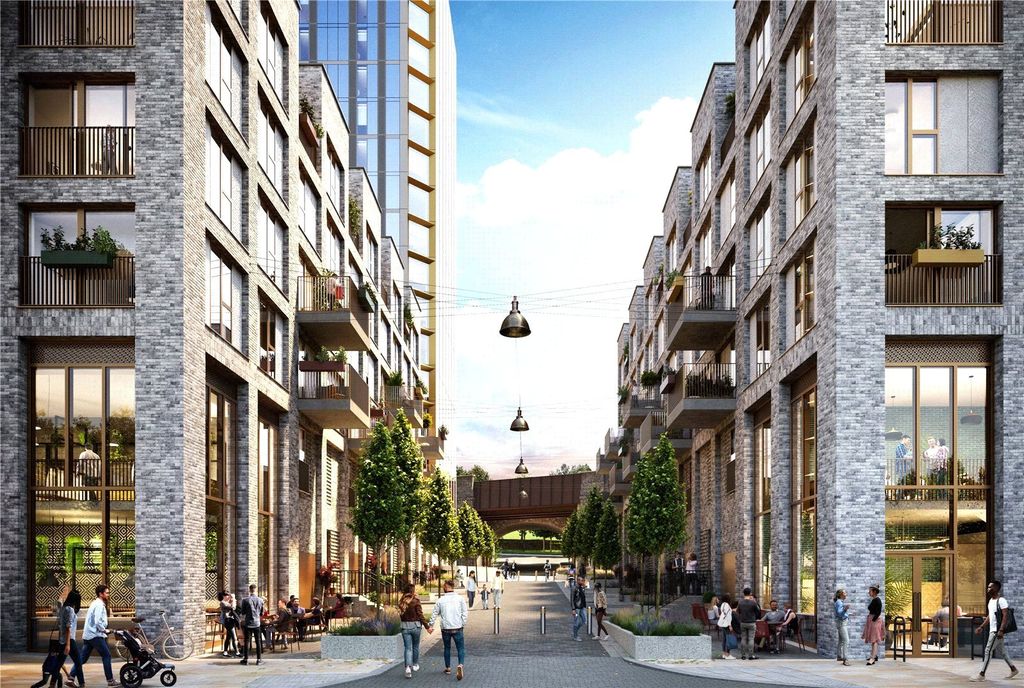 Property photo 1 of 11 Bromley Street