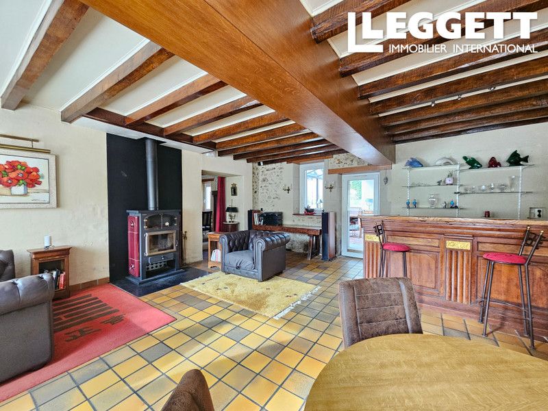 Property photo 3 of 10