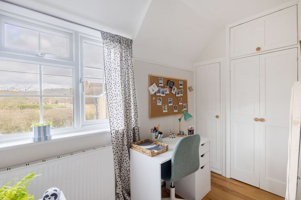 Additional image 11 of 3 bed terraced house for saleSalisbury Road, Godstone RH9