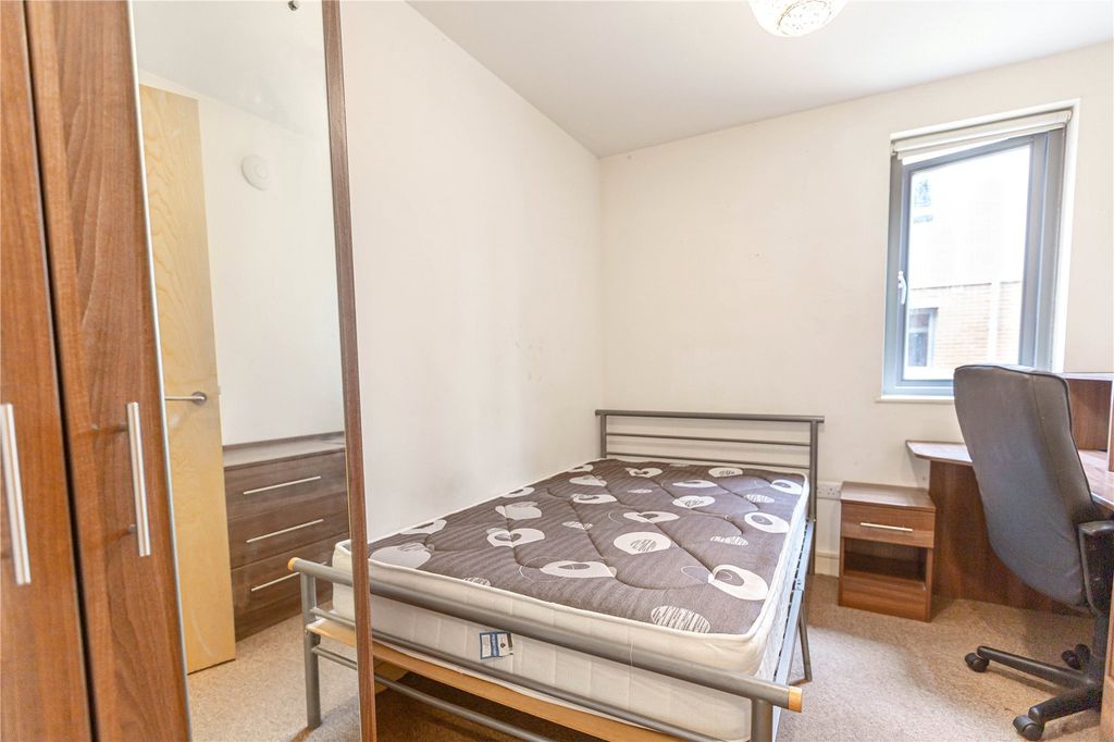 Property photo 2 of 10 Picture No. 44