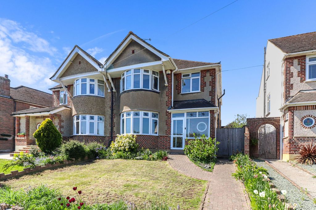 Property photo 1 of 25