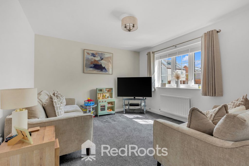 Property photo 2 of 27 5574772
