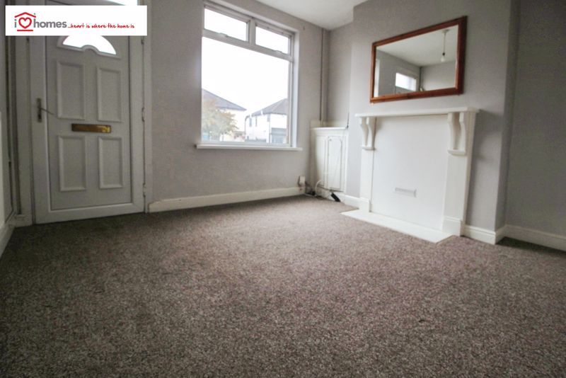 Property photo 3 of 11 Photo 7